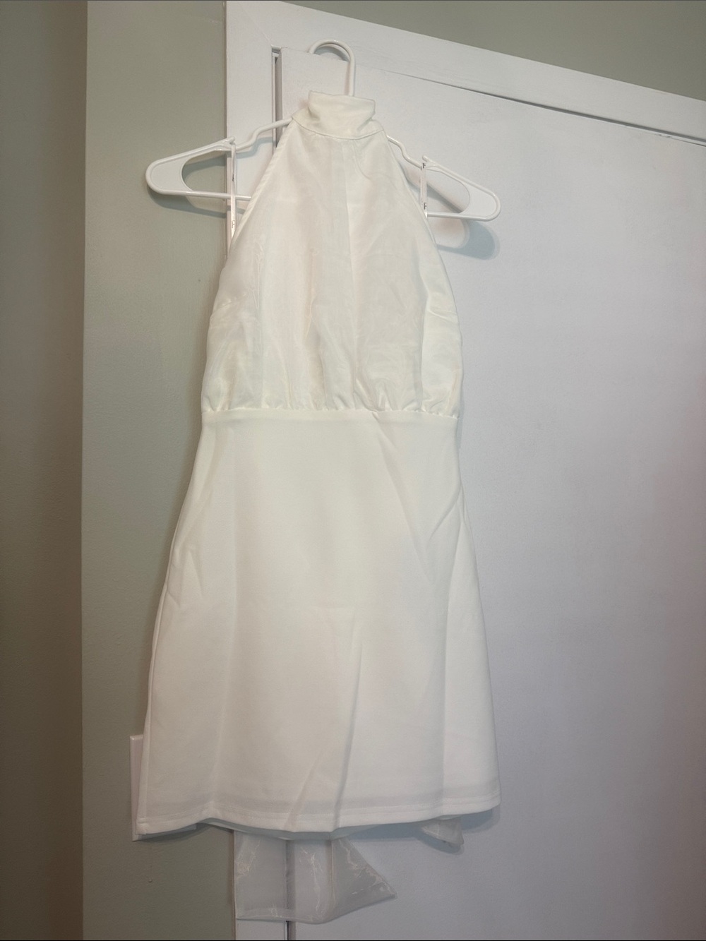Lulu’s White Halter Neck Mini Dress